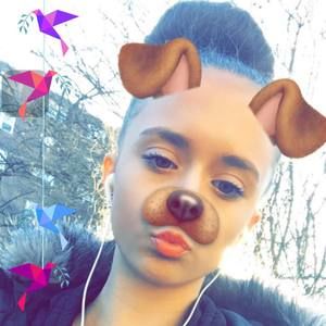 Meet your Posher, Emily